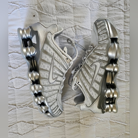 Nike Shox TL 'Metallic Silver' AR3566-003 Women's Size 7.5 - Picture 7 of 12